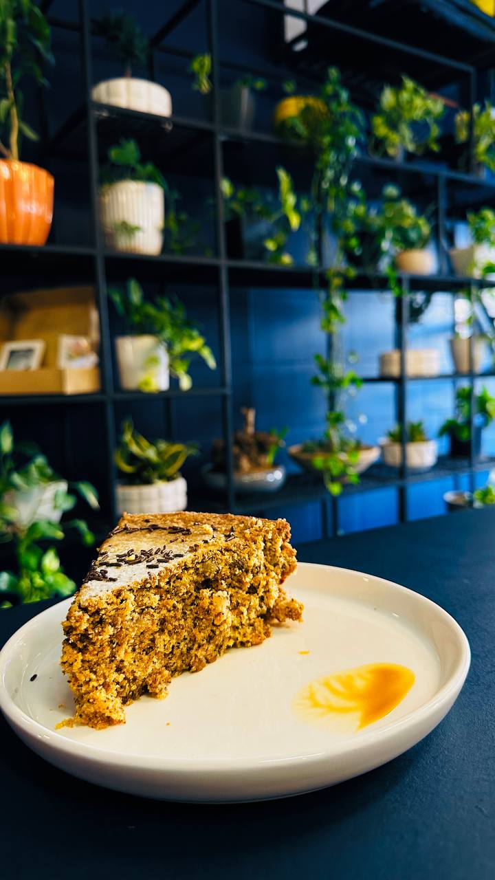 کیک هویچ گردو